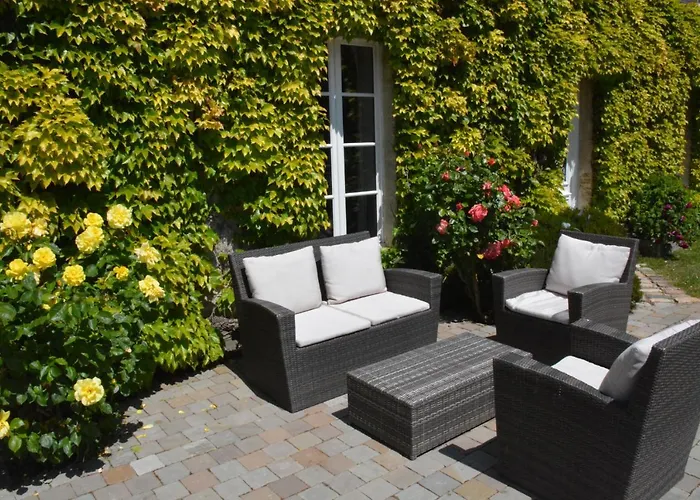 D'hotes Les Chaufourniers Bed & Breakfast 3*